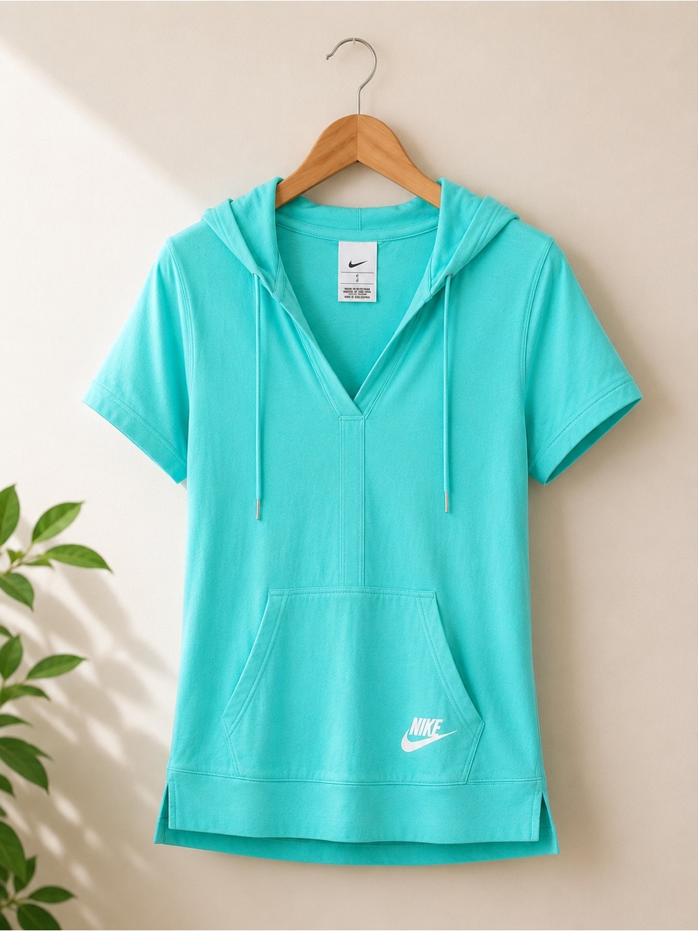 Nike 🎾 Flagship Short Sleeve Preppy Tennis Hoodie, Pocket, Size XS - Preppy Teal - Picture 3 of 16